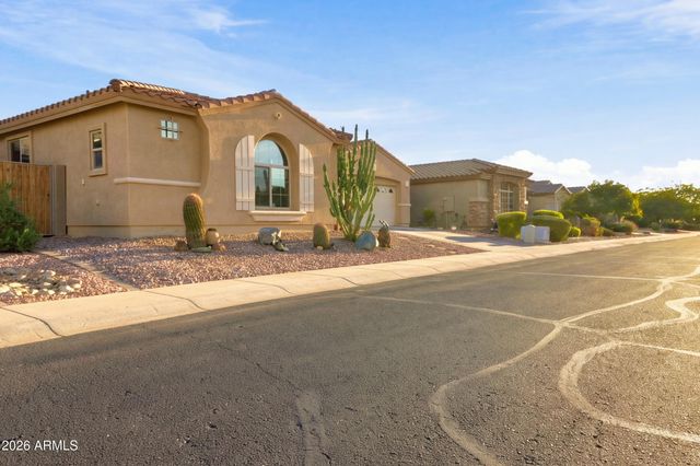 2429 W HAYDUK Road, Phoenix, AZ 85041