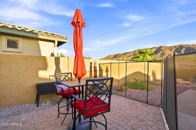 2429 W HAYDUK Road, Phoenix, AZ 85041