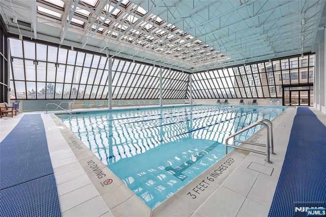 7004 Kennedy Boulevard 4A, Guttenberg, NJ 07093