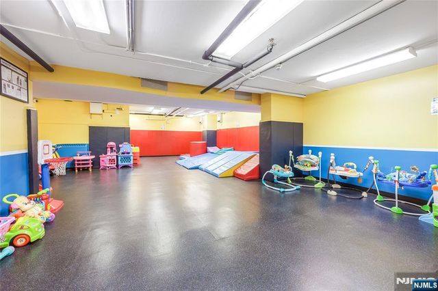 7004 Kennedy Boulevard 4A, Guttenberg, NJ 07093