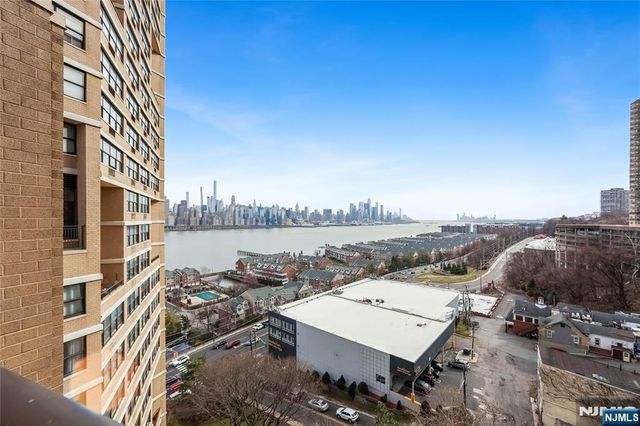 7004 Kennedy Boulevard 4A, Guttenberg, NJ 07093