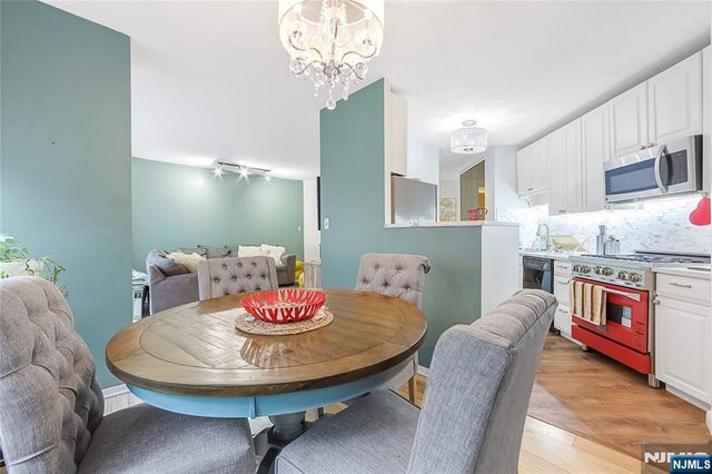 7004 Kennedy Boulevard 4A, Guttenberg, NJ 07093