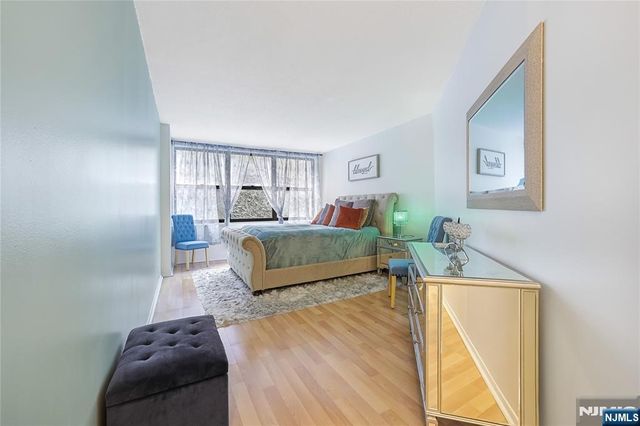 7004 Kennedy Boulevard 4A, Guttenberg, NJ 07093