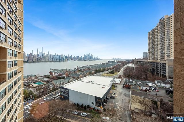 7004 Kennedy Boulevard 4A, Guttenberg, NJ 07093