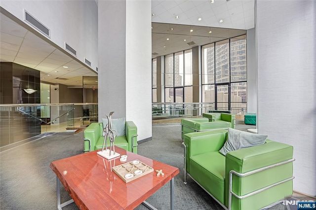 7004 Kennedy Boulevard 4A, Guttenberg, NJ 07093