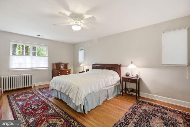 2853 ALLENDALE PL NW, Washington, DC 20008