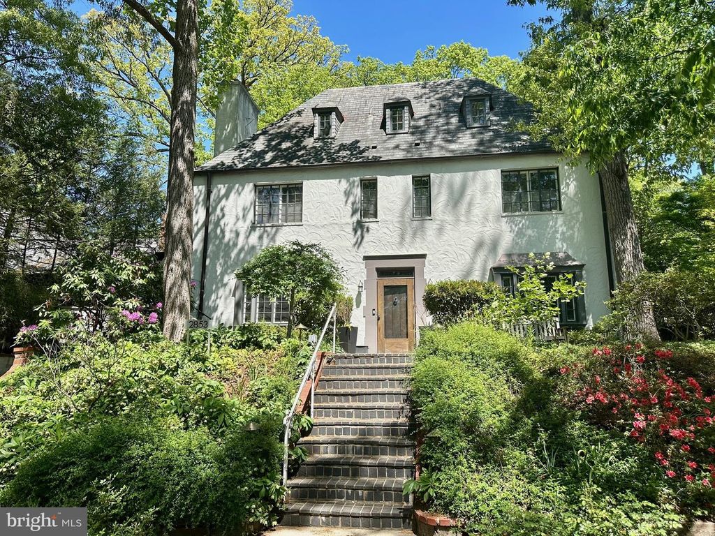 2853 ALLENDALE PL NW, Washington, DC 20008