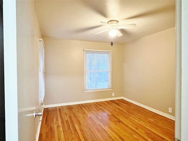 106 Monticello Drive, Waxahachie, TX 75165