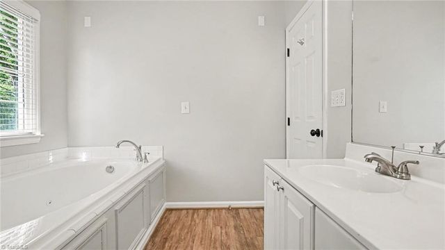 175 Spring Park Court, Clemmons, NC 27012