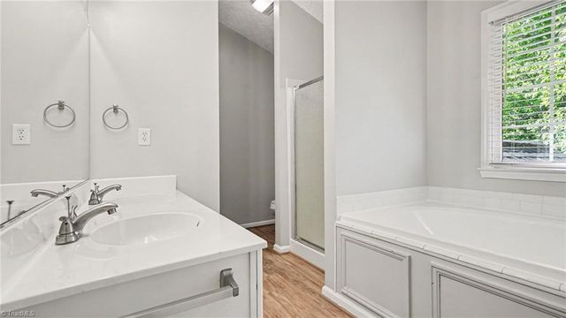 175 Spring Park Court, Clemmons, NC 27012