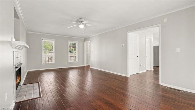 175 Spring Park Court, Clemmons, NC 27012