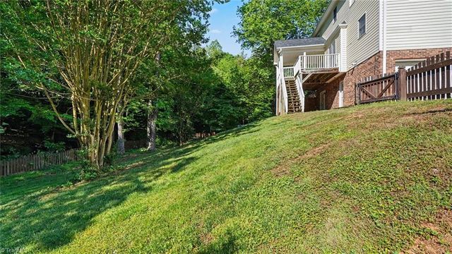 175 Spring Park Court, Clemmons, NC 27012