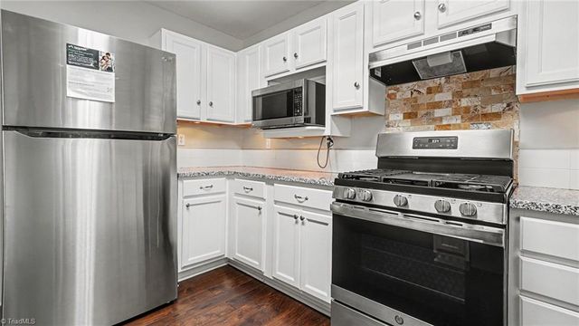 175 Spring Park Court, Clemmons, NC 27012