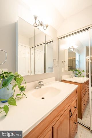3 MCFARLIN CT, Germantown, MD 20874