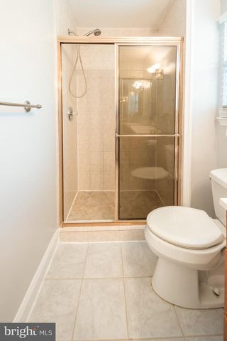 3 MCFARLIN CT, Germantown, MD 20874