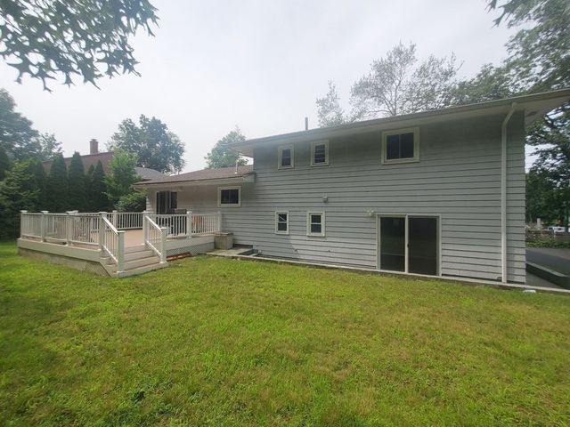 744 Dedham St, Newton, MA 02459
