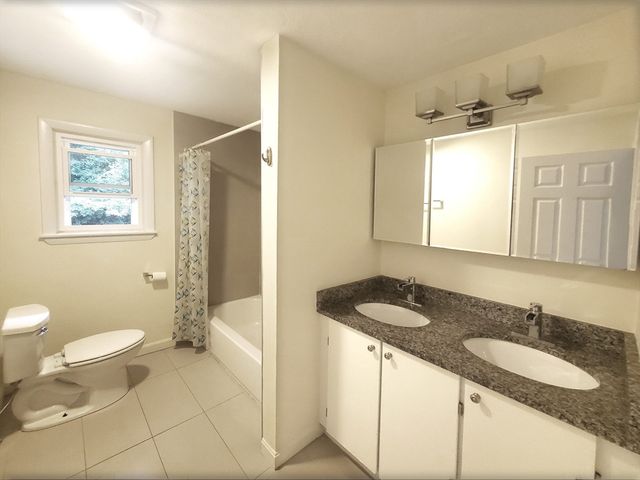 744 Dedham St, Newton, MA 02459