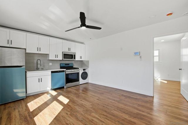 312 Brookes Ave, San Diego, CA 92103