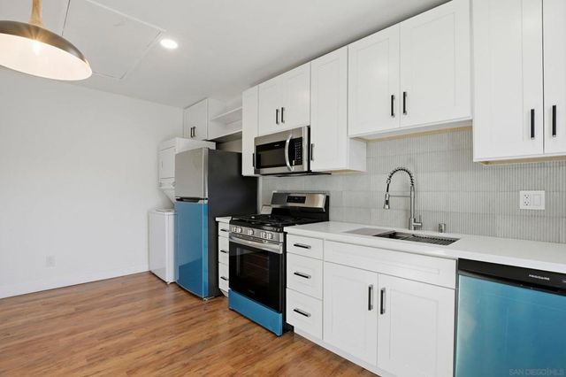 312 Brookes Ave, San Diego, CA 92103