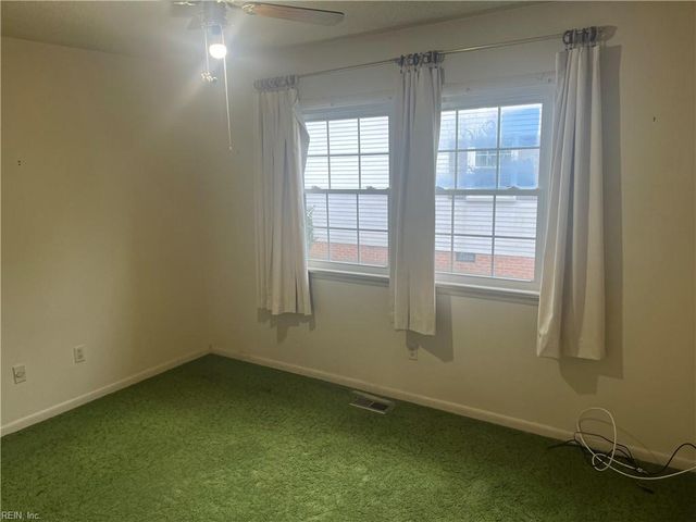 73 Colombia DR, Newport News, VA 23608