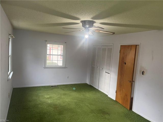 73 Colombia DR, Newport News, VA 23608