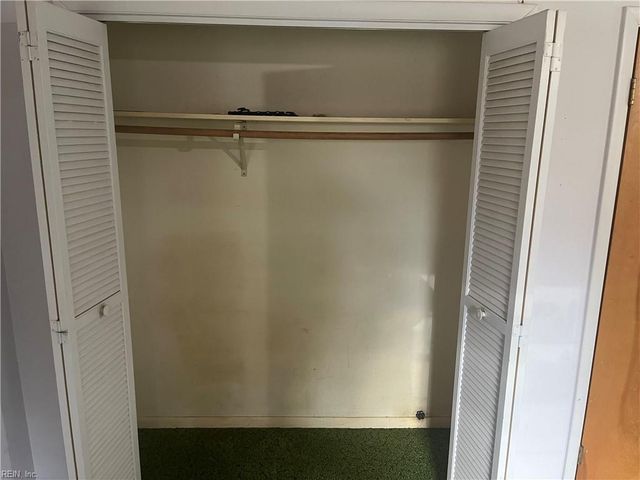 73 Colombia DR, Newport News, VA 23608