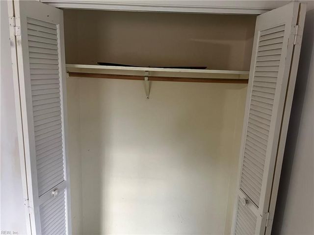 73 Colombia DR, Newport News, VA 23608