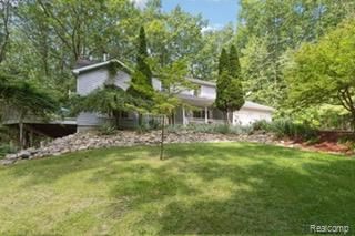 11135 Windy Hill Drive, Fenton, MI 48430