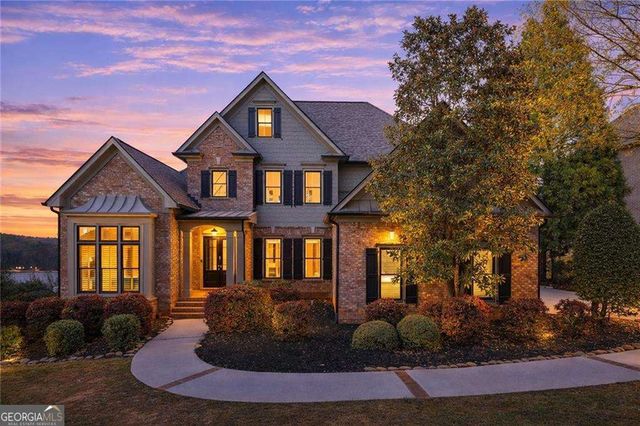 3734 Wavespray Court, Gainesville, GA 30506