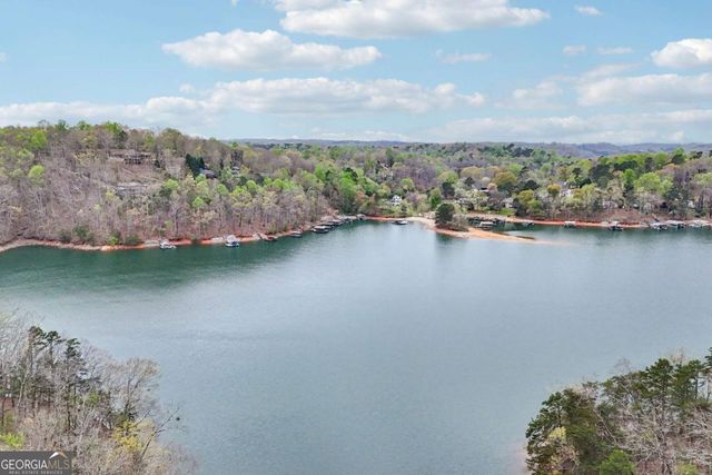 3734 Wavespray Court, Gainesville, GA 30506