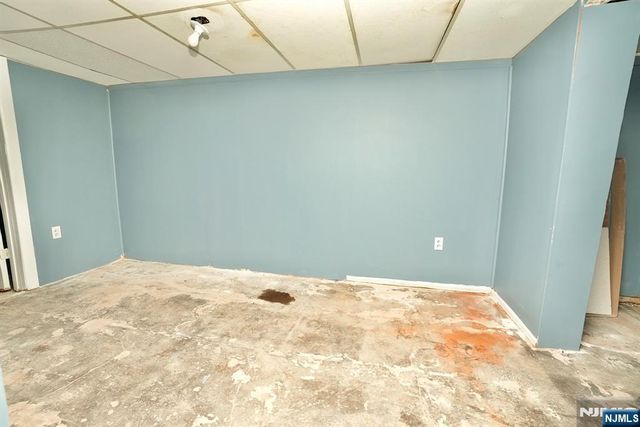 83 Berkeley Avenue, Bloomfield, NJ 07003