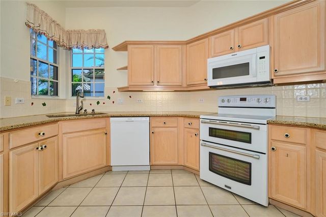 9293 Garden Pointe, Fort Myers, FL 33908