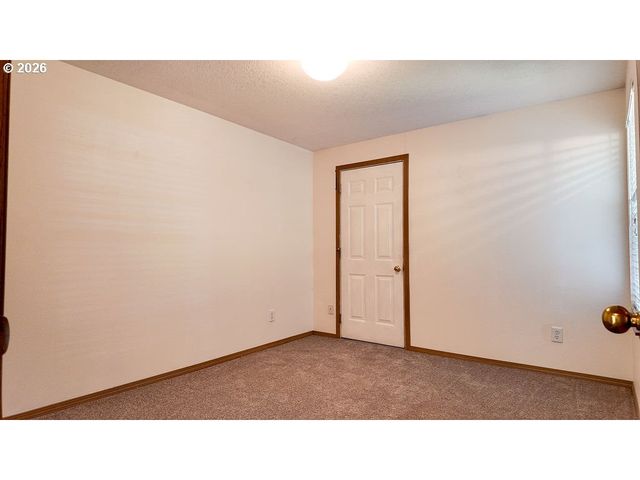 164 Nw CODY Ct, Hillsboro, OR 97124