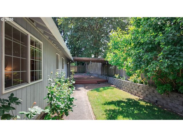 164 Nw CODY Ct, Hillsboro, OR 97124