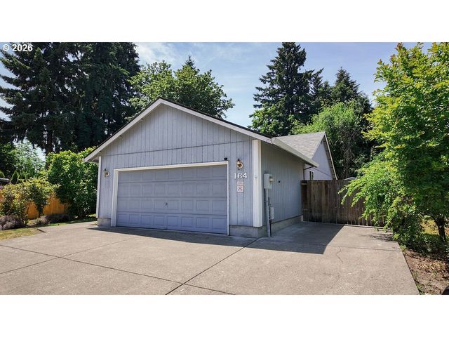 164 Nw CODY Ct, Hillsboro, OR 97124