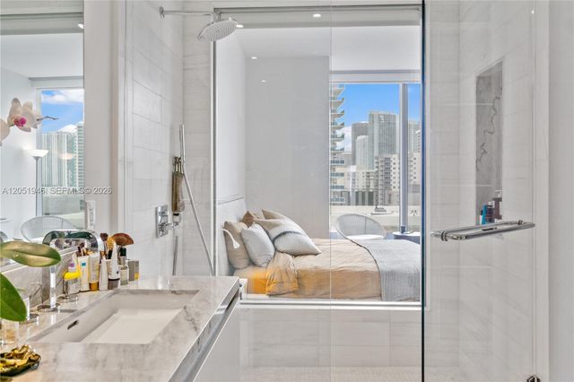 700 NE 26th Ter 1005, Miami, FL 33137