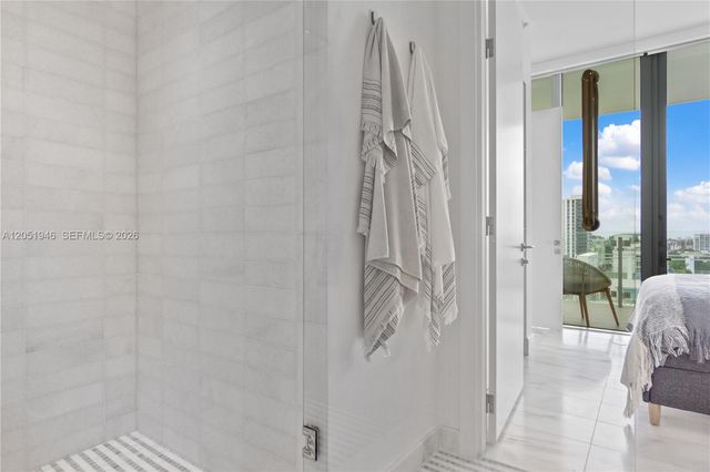 700 NE 26th Ter 1005, Miami, FL 33137