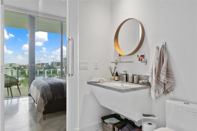 700 NE 26th Ter 1005, Miami, FL 33137