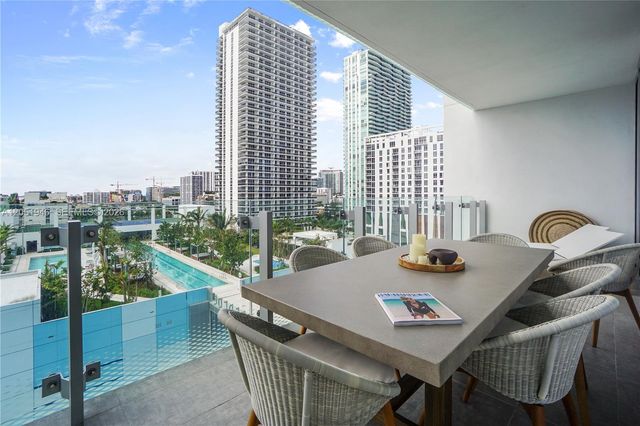 700 NE 26th Ter 1005, Miami, FL 33137