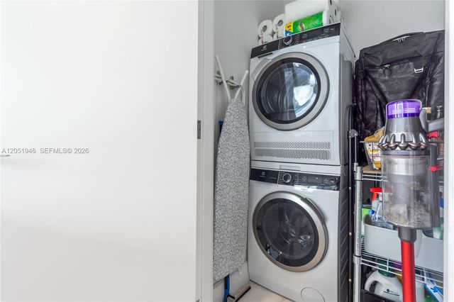 700 NE 26th Ter 1005, Miami, FL 33137