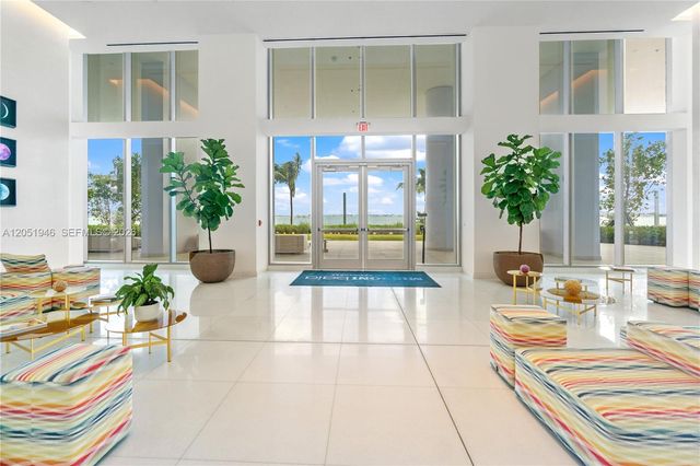 700 NE 26th Ter 1005, Miami, FL 33137