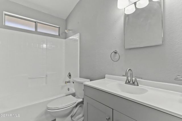 12045 GREENVEIL Drive, El Paso, TX 79936