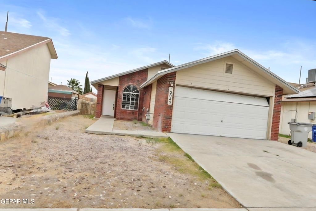 12045 GREENVEIL Drive, El Paso, TX 79936