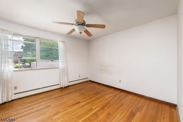 67 Greenbrook Dr, West Milford Twp., NJ 07480