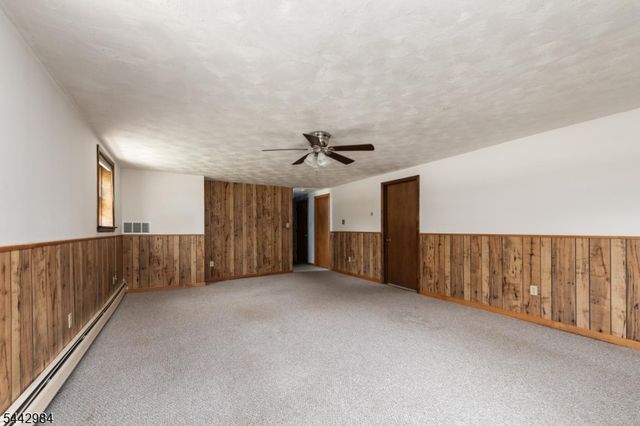 67 Greenbrook Dr, West Milford Twp., NJ 07480