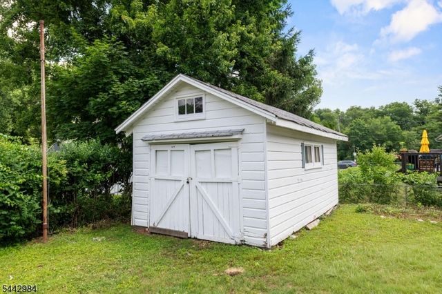 67 Greenbrook Dr, West Milford Twp., NJ 07480