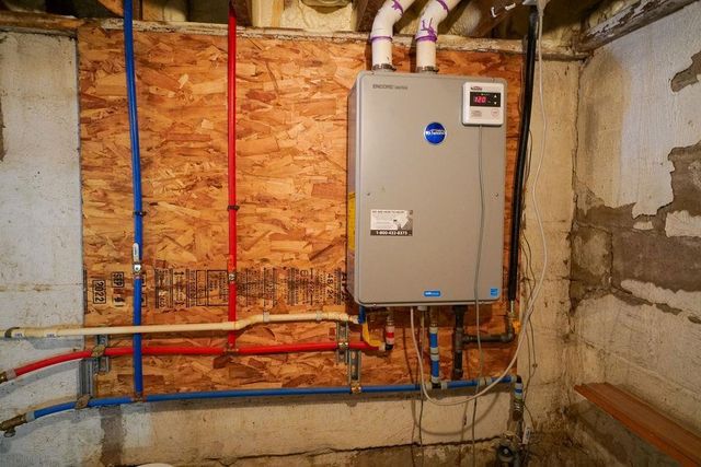 712 Lacrosse Street, Mauston, WI 53948