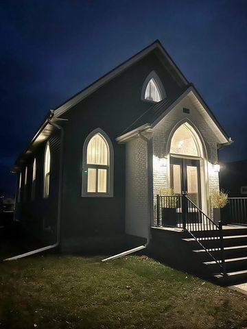 712 Lacrosse Street, Mauston, WI 53948