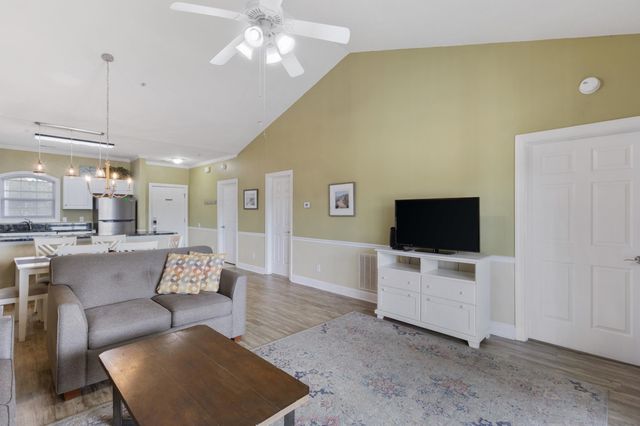 4881 Dahlia Ct Apt 304, Myrtle Beach, SC 29577