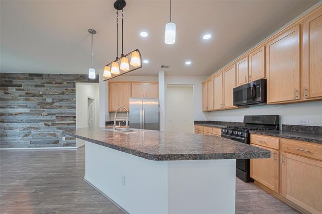 3215 Laurel Bend Lane, Pearland, TX 77584